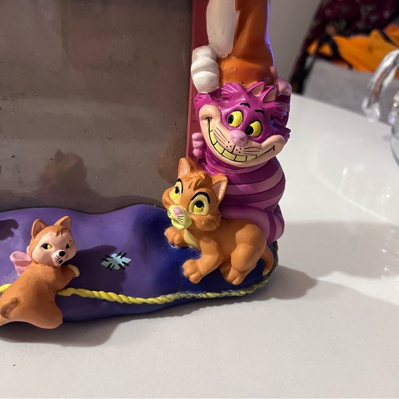 Vintage Cats of Disney Picture Frame - Picture 5 of 10